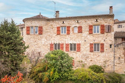 /international/fr/cordes-sur-ciel-midi-pyrenees-120088817340/?lang=fr