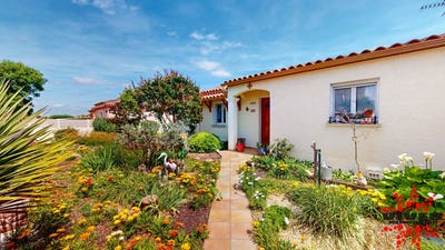 /international/fr/servian-languedoc-roussillon-310108465211/