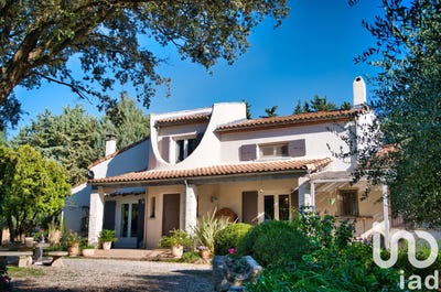 /international/fr/montaren-et-saint-mediers-languedoc-roussillon-310106066247/
