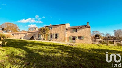 /international/fr/villeneuve-en-retz-pays-de-la-loire-310096564372/