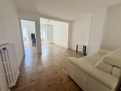/international/fr/nice-provence-alpes-cote-d-azur-310120490588/