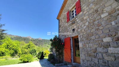 /international/fr/jaujac-rhone-120096839470/?lang=en