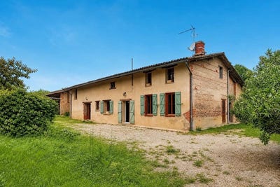 /international/fr/villemur-sur-tarn-midi-pyrenees-310107951212/