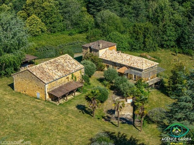/international/fr/blanquefort-sur-briolance-aquitaine-310107429806/