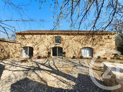 /international/fr/montclera-midi-pyrenees-310106799866/
