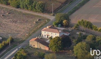 /international/fr/la-laigne-charente-310100436605/