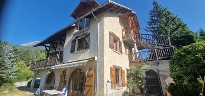 /international/fr/embrun-provence-alpes-cote-d-azur-310102729700/