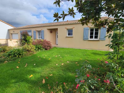 /international/fr/st-etienne-du-bois-pays-de-la-loire-310104468126/