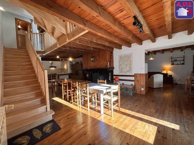 /international/fr/roquefeuil-languedoc-roussillon-310105308528/