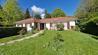 /international/fr/maintenon-centre-val-de-loire-310107708414/