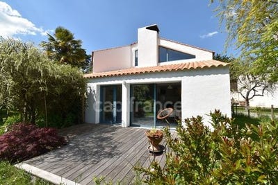 /international/fr/notre-dame-de-monts-pays-de-la-loire-310099146857/