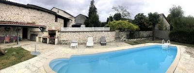 /international/fr/saint-santin-de-maurs-auvergne-310103348862/