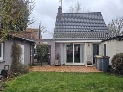 /international/fr/neuville-en-ferrain-calais-310105813944/