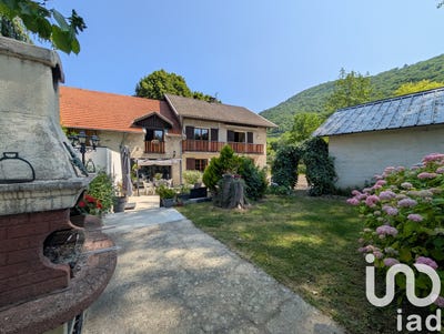 /international/fr/saint-martin-de-la-cluze-rhone-310104564231/