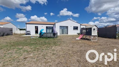 /international/fr/saint-romain-de-benet-charente-310120031952/