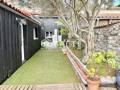 /international/fr/nieul-sur-mer-charente-310100282084/