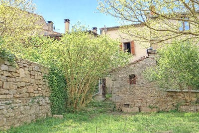 /international/fr/bruniquel-midi-pyrenees-310105689976/
