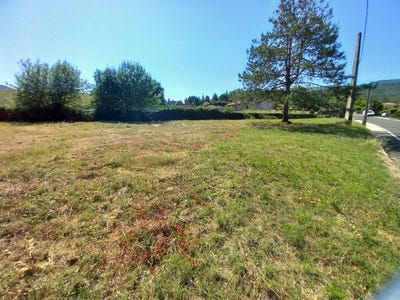 /international/fr/le-poujol-sur-orb-languedoc-roussillon-310108465523/