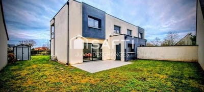/international/fr/amboise-centre-val-de-loire-310106286877/