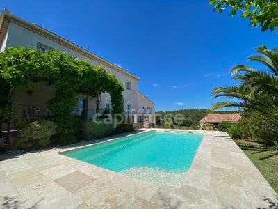 /international/fr/saint-maximin-languedoc-roussillon-310109223496/