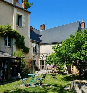 /international/fr/monts-centre-val-de-loire-310108104797/
