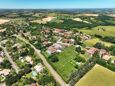 /international/fr/montbrun-lauragais-midi-pyrenees-310106779082/