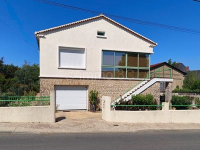 /international/fr/civray-charente-310109099995/?lang=th