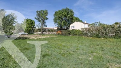 /international/fr/paradou-provence-alpes-cote-d-azur-310107176540/