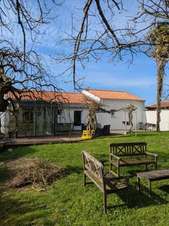 /international/fr/nieul-les-saintes-charente-310106282484/
