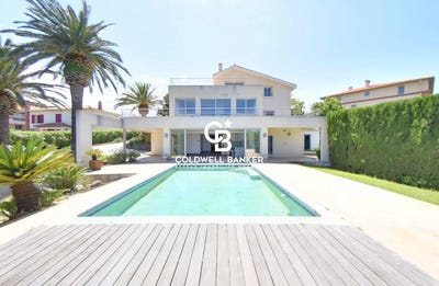 /international/fr/port-vendres-languedoc-roussillon-310100604289/?lang=en