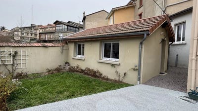 /international/fr/saint-remy-sur-durolle-auvergne-310104148253/