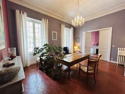 /international/fr/carcassonne-languedoc-roussillon-310108248902/