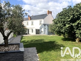 /international/fr/aizenay-pays-de-la-loire-310108213132/