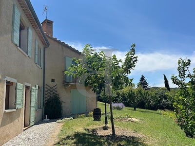 /international/fr/nyons-rhone-310097185233/
