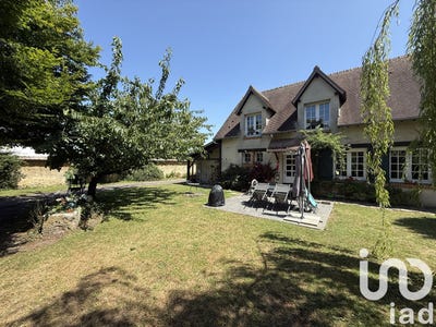 /international/fr/villers-sur-le-roule-upper-normandy-310100885243/