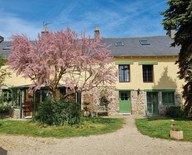/international/fr/yvignac-la-tour-brittany-310107070972/