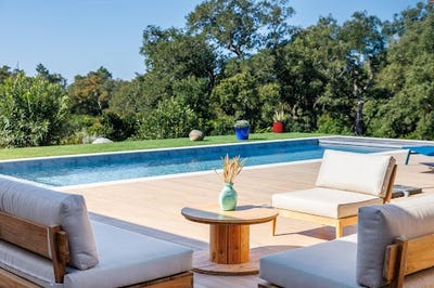/international/fr/zonza-corsica-310099937987/