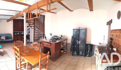 /international/fr/allegre-les-fumades-languedoc-roussillon-310107560646/