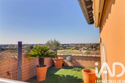 /international/fr/beaucaire-languedoc-roussillon-310106569857/