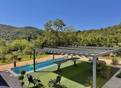 /international/fr/anduze-languedoc-roussillon-310109129172/?lang=it