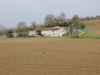 /international/fr/clermont-soubiran-aquitaine-120098601090/