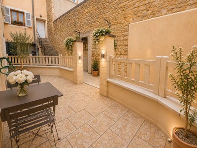 /international/fr/villefranche-sur-saone-rhone-310108651091/?lang=th