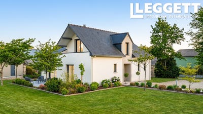 /international/fr/lescouet-gouarec-brittany-310107736836/