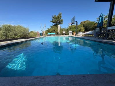 /international/fr/pietrosella-corsica-310108455337/