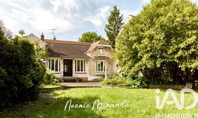 /international/fr/jouy-le-moutier-ile-de-france-310108590713/