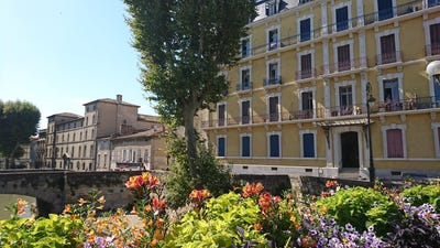 /international/fr/narbonne-languedoc-roussillon-310101419118/