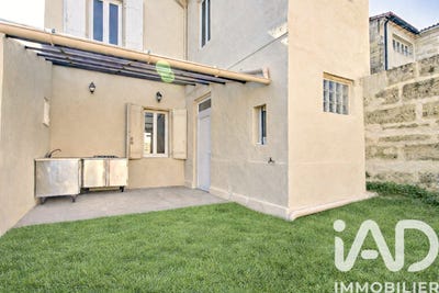 /international/fr/pauillac-aquitaine-310106572135/