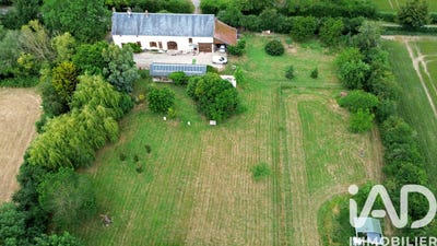/international/fr/sury-pres-lere-centre-val-de-loire-310108864019/