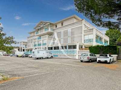 /international/fr/villeneuve-sur-lot-aquitaine-310108669933/