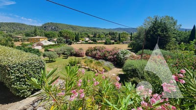 /international/fr/salernes-provence-alpes-cote-d-azur-310108008564/